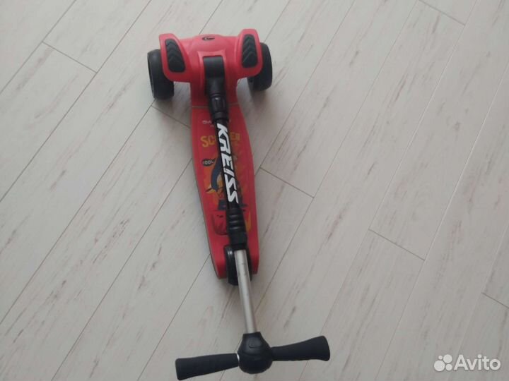 Самокат детский трехколесный