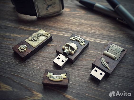 Флешка из дерева