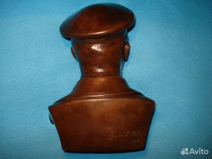 Бюст СССР Дзержинского 1984г в Кепке Бронза