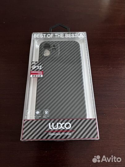 Чехол для iPhone 12 карбоновый