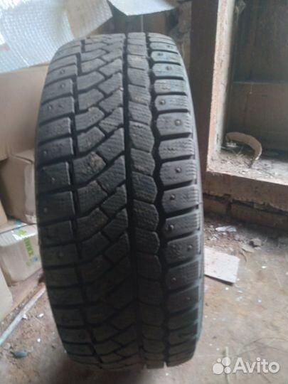 Viatti Brina Nordico V-522 215/60 R16 95T