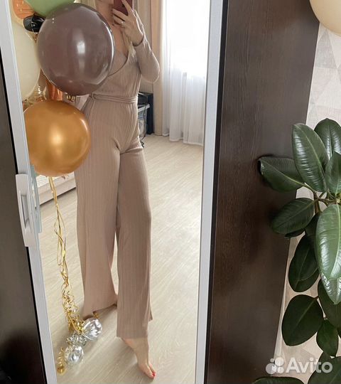 Комбинезон женский