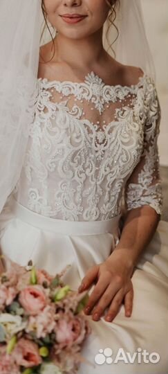 Свадебное платье