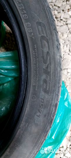 Kumho Ecsta PS71 225/45 R19 96Y