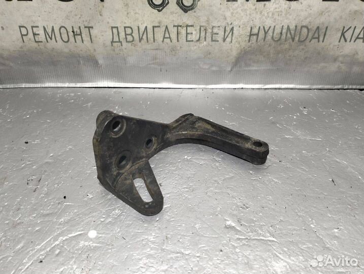 Кронштейн генератора Kia Sportage 2 KM 2005