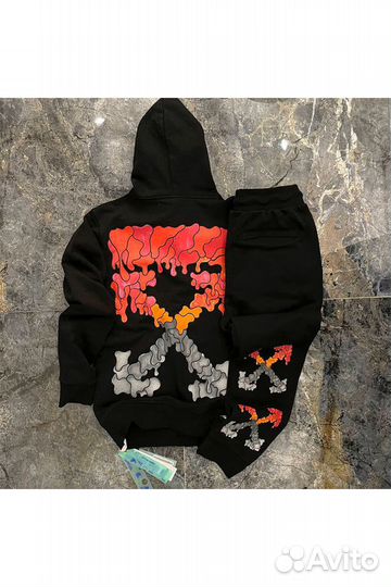 Спортивный костюм мужской