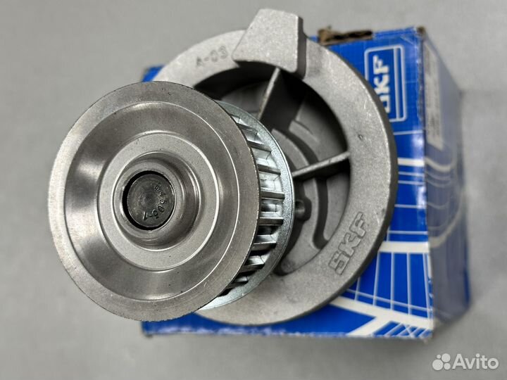 Водяной насос (помпа)