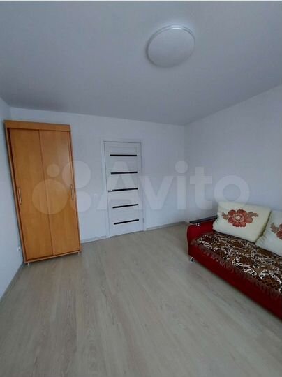 2-к. квартира, 65 м², 2/10 эт.