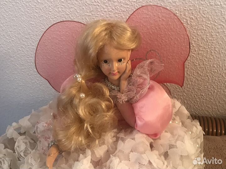 Фея. Музыкальная фарфоровая кукла