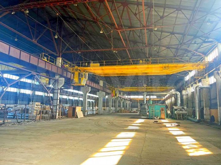 Производственные помещения до 12 400 м²