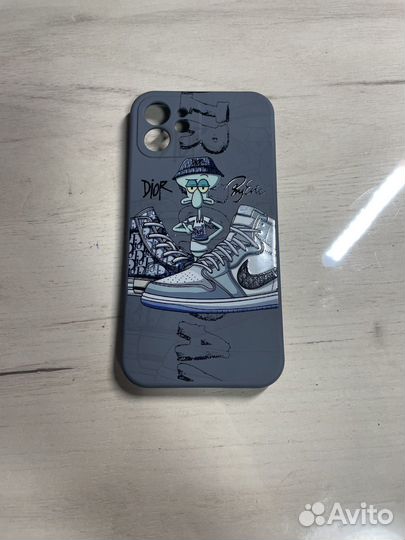 Чехол на iPhone 12