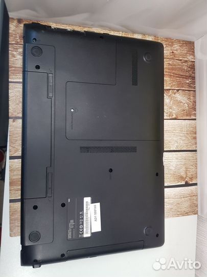 Улетный Ноутбук Samsung 300E