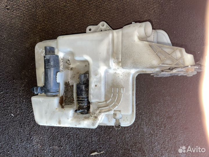 Бачок омывателя бмв е60 е61 е63