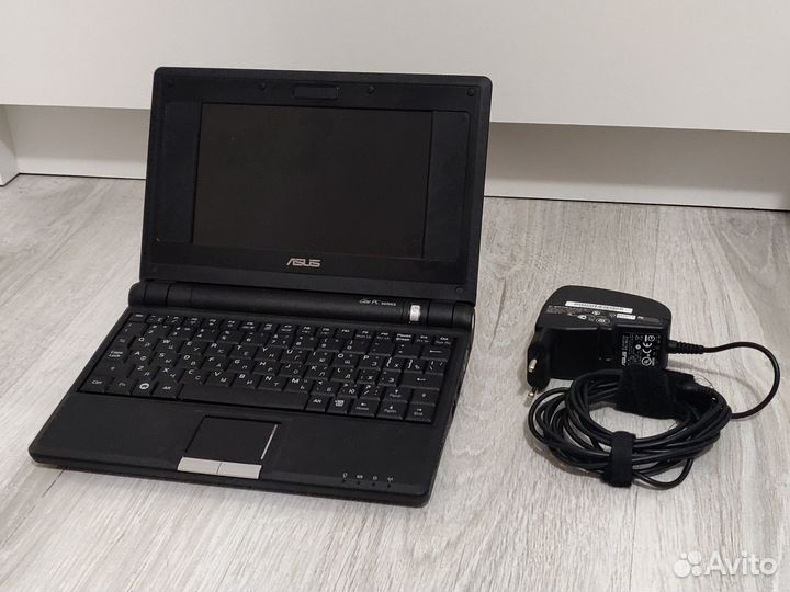 Нетбук asus EEE PC