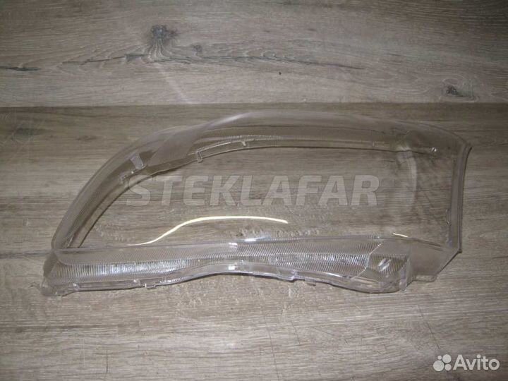 Стекло фары Toyota Avensis 2 T250 (2006-2008) рес