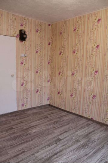 Комната 13,7 м² в 2-к., 2/5 эт.