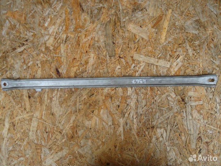 Кронштейн Mercedes-Benz C-Class W204 271.860