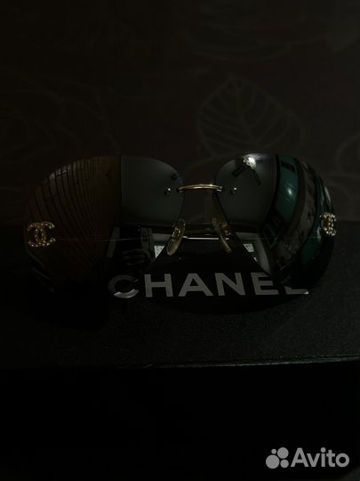 Солнцезащитные очки