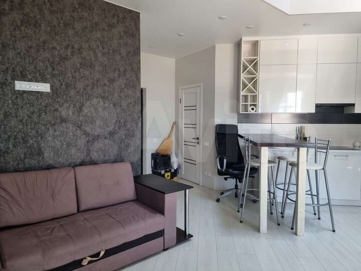 4-к. квартира, 130 м², 12/13 эт.