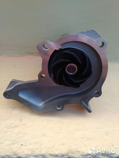 Помпа на Форд