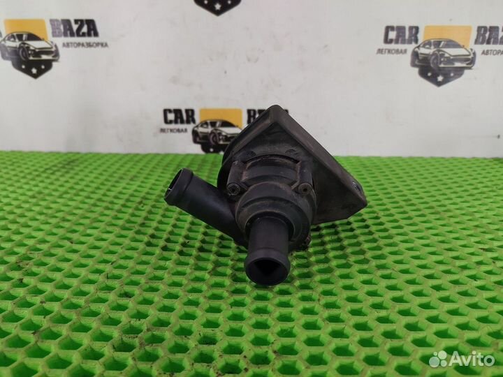 Насос водяной (помпа)