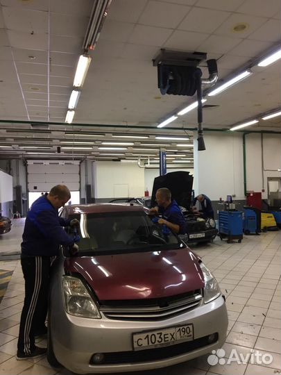 Лобовое стекло на Тойота Приус