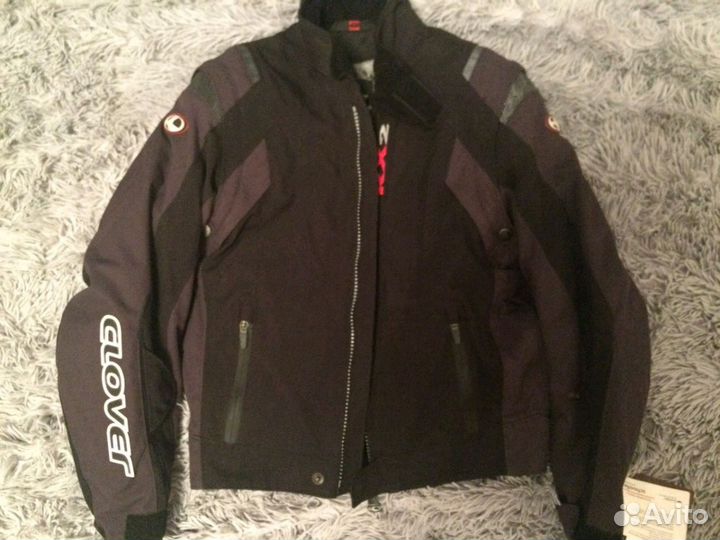 Мотокуртка новая Clover