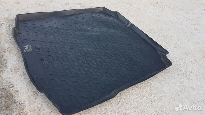 Коврик в багажник skoda rapid