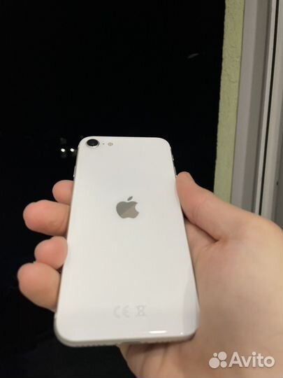 iPhone SE (2020), 64 ГБ