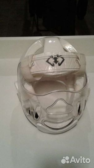 Жилет и защита для боевых искусств