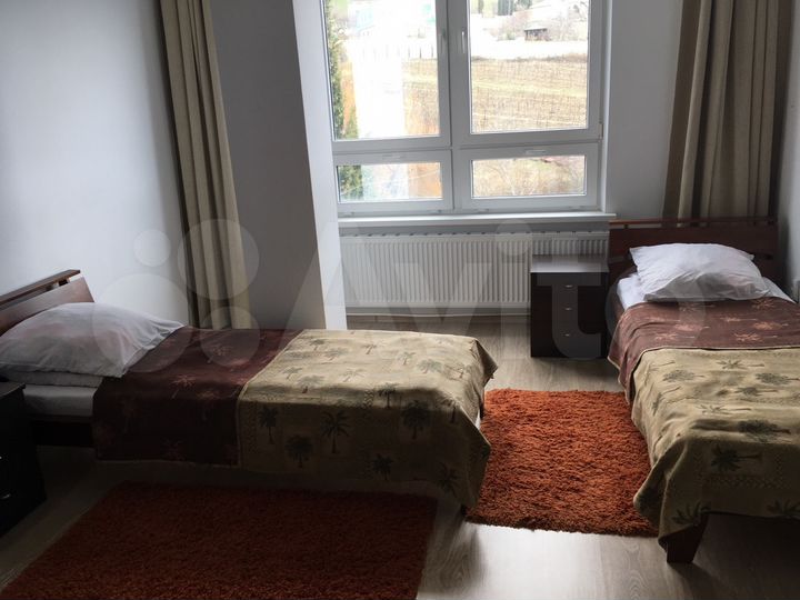 3-к. квартира, 76,5 м², 2/4 эт.