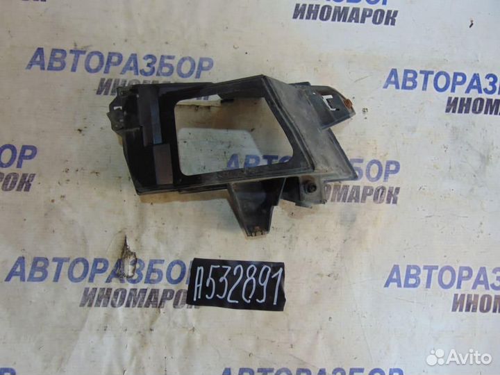 Кронштейн фары противотуманной левой для Toyota Co