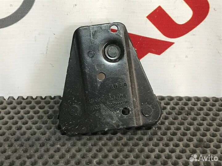 Audi a4 b8 a5 8t кронштейн блока ABS ESP