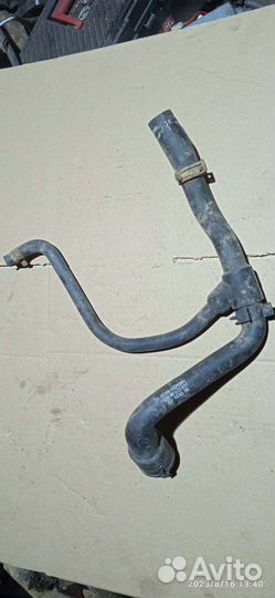 Патрубок системы охлаждения Opel Vectra b 1.6л