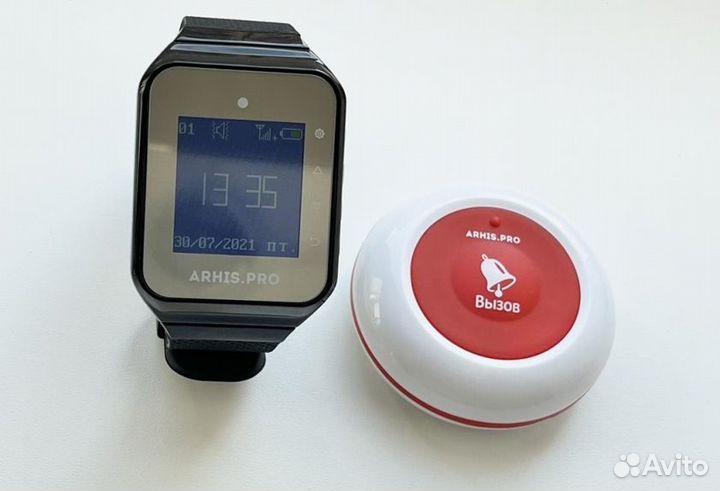 Комплект вызова помощи, официанта: кнопка и часы