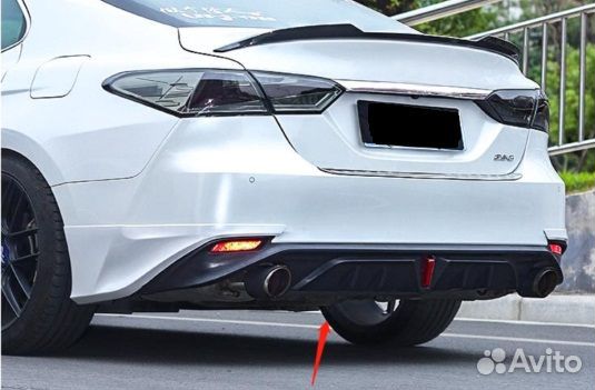 Диффузор заднего бампера Toyota Camry V70 (2018+)