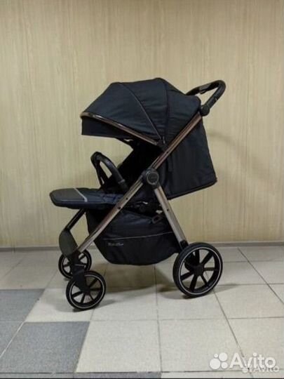 Новая всесезонная коляска luxmom h18(black)