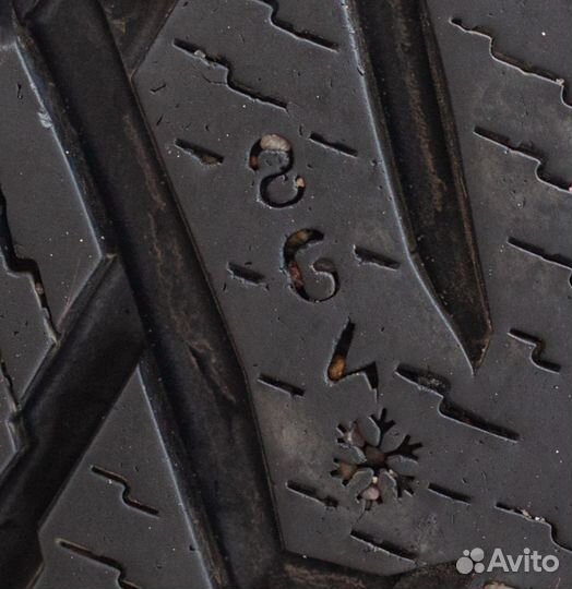 Nokian Tyres Hakkapeliitta 8 SUV 235/55 R20 102T