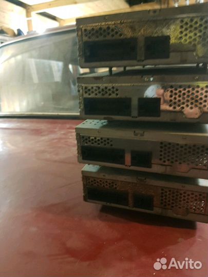 Блок AGW Мерседес W211 усилитель звука