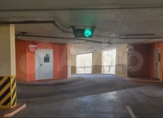 Машиноместо, 14 м²