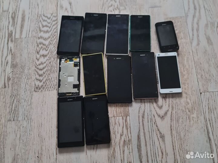 Лот 2 телефон sony