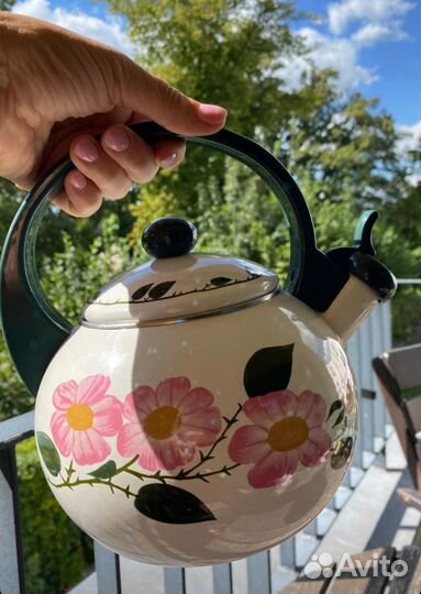 Чайник со свистком новый
