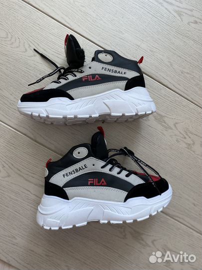 Кроссовки Fila