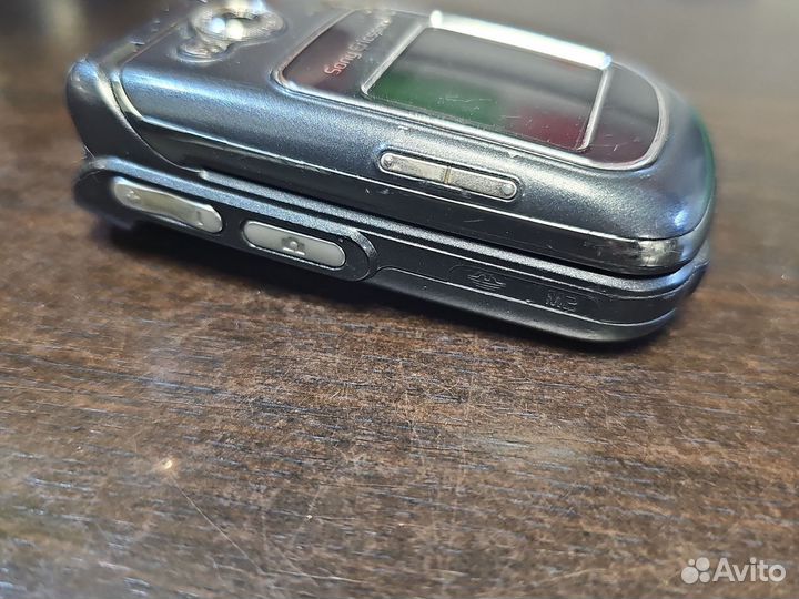 Sony Ericsson Z710i