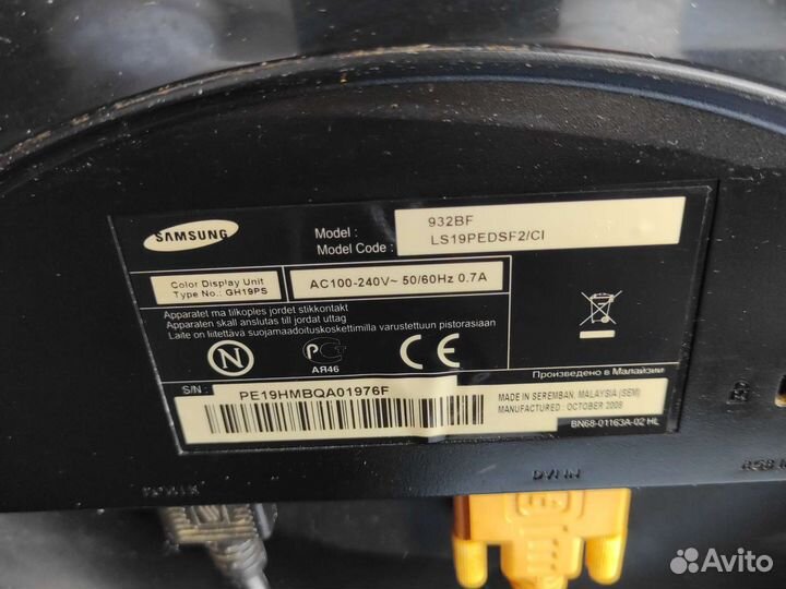 Монитор Samsung