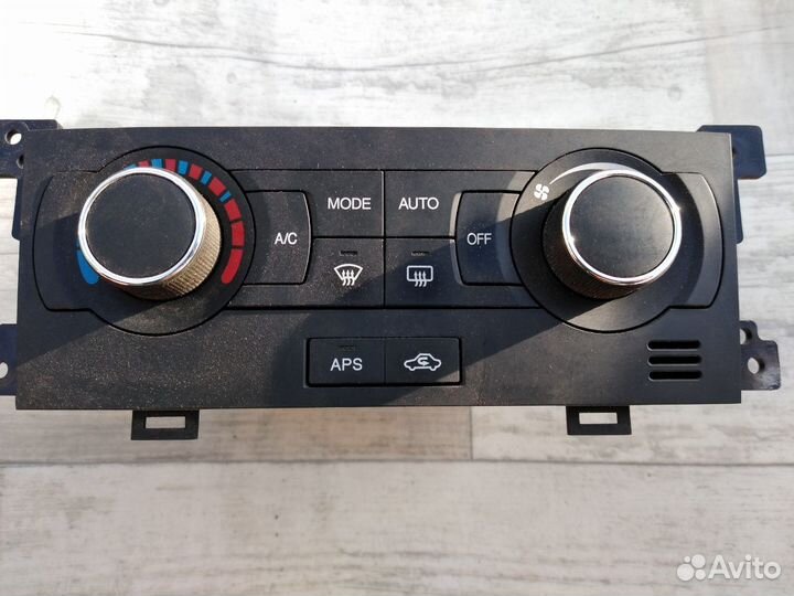 Блок управления климат-контролем Chevrolet Captiva