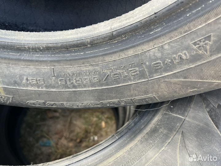 Goodyear UltraGrip Ice 215/65 R16