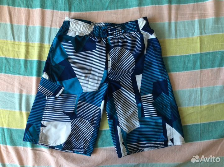 Продаю спортивные шорты фирмы адидас