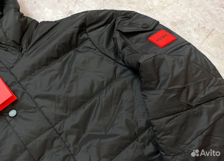 Легкие куртки Hugo Boss современные