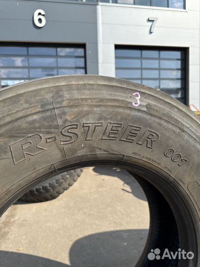 3 Грузовая шина Bridgestone R-Steer 001 315х70х22